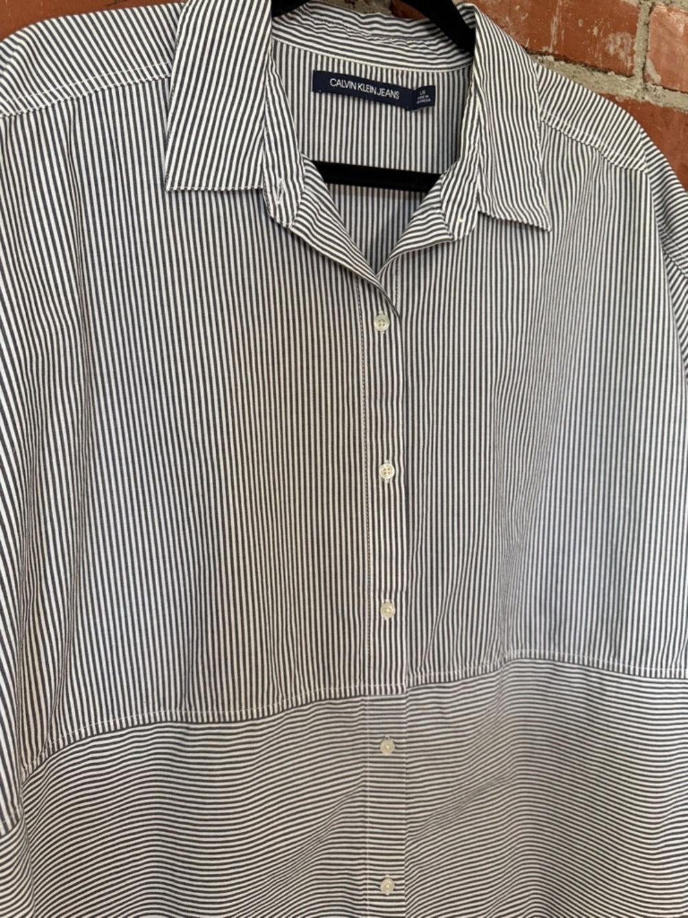 Calvin Klein women’s Striped Short Sleeve Button Shirt - Picture 4 of 7